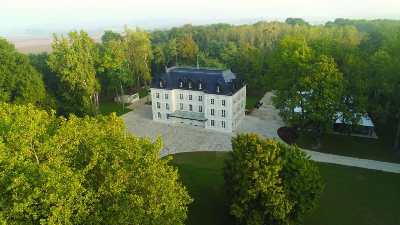 Chateau Des Hauts De Provins Hotel Champcenest Екстериор снимка