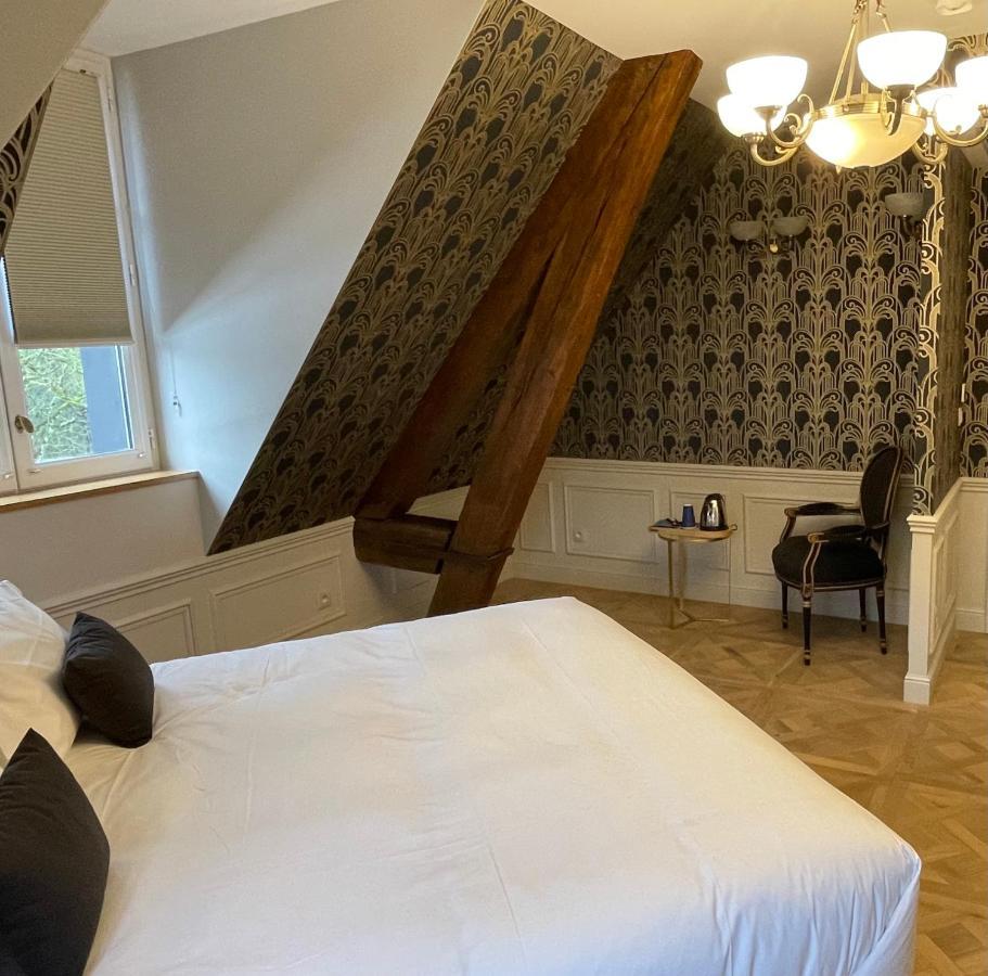 Chateau Des Hauts De Provins Hotel Champcenest Екстериор снимка