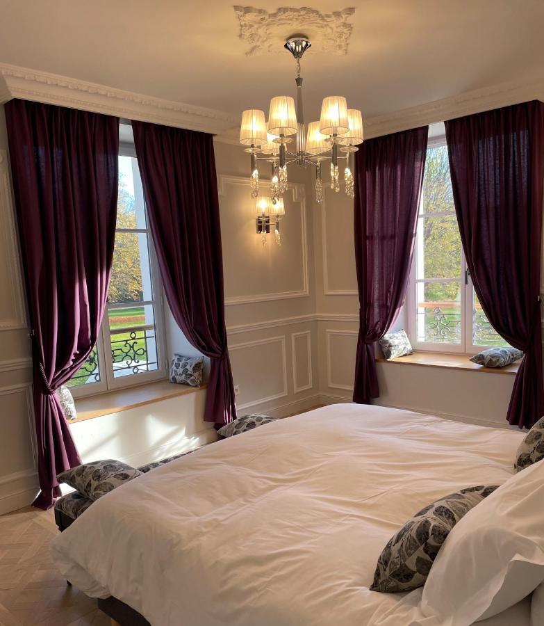 Chateau Des Hauts De Provins Hotel Champcenest Екстериор снимка