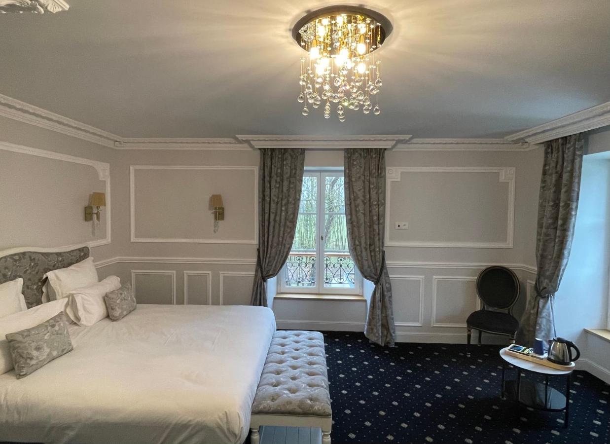 Chateau Des Hauts De Provins Hotel Champcenest Екстериор снимка