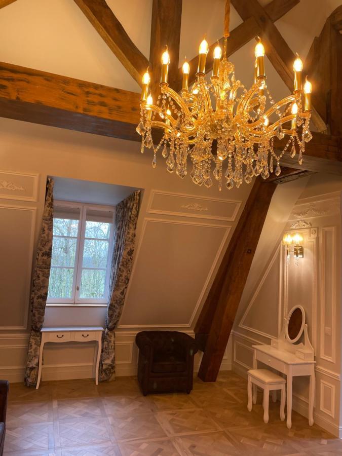 Chateau Des Hauts De Provins Hotel Champcenest Екстериор снимка