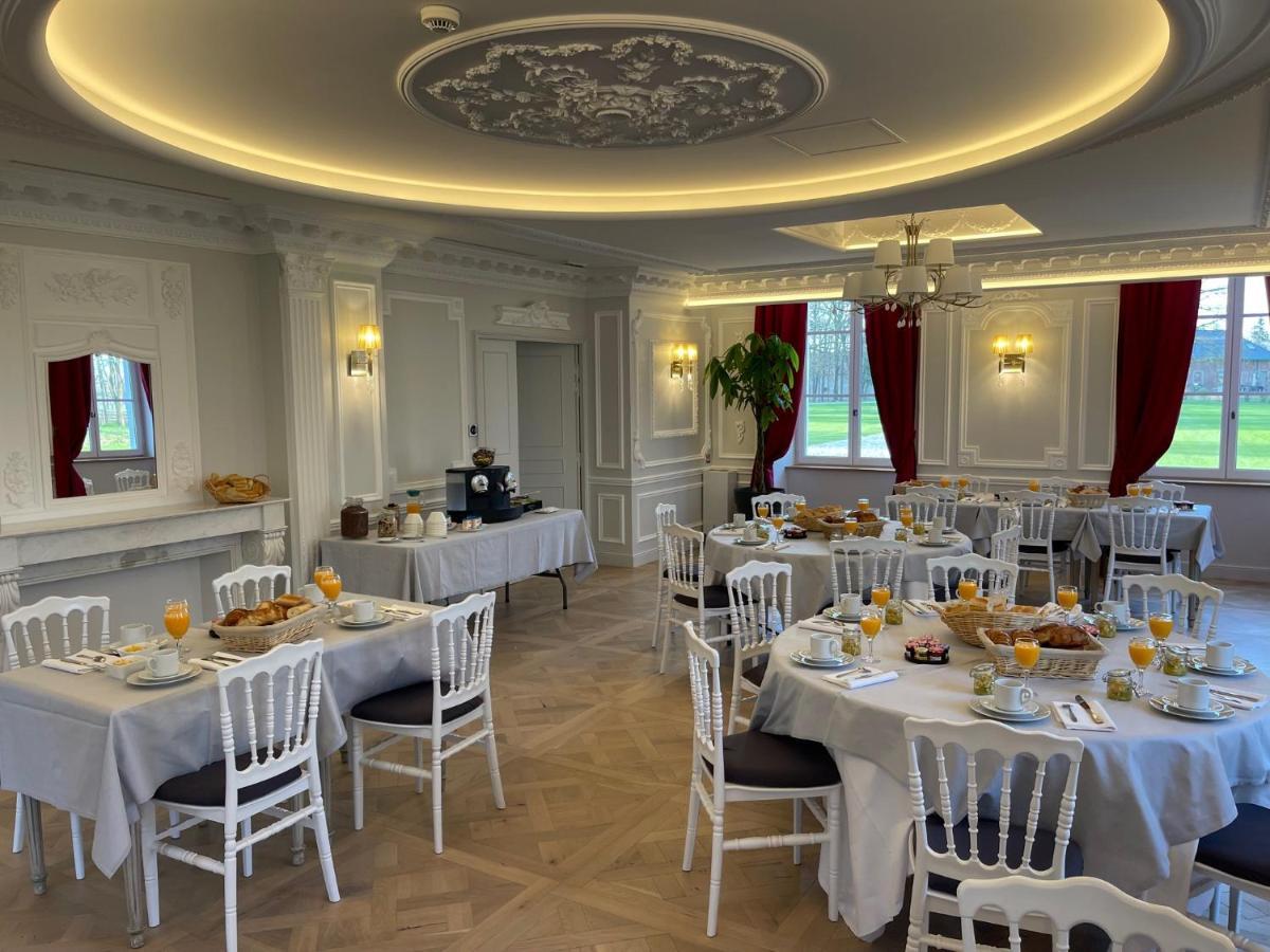 Chateau Des Hauts De Provins Hotel Champcenest Екстериор снимка