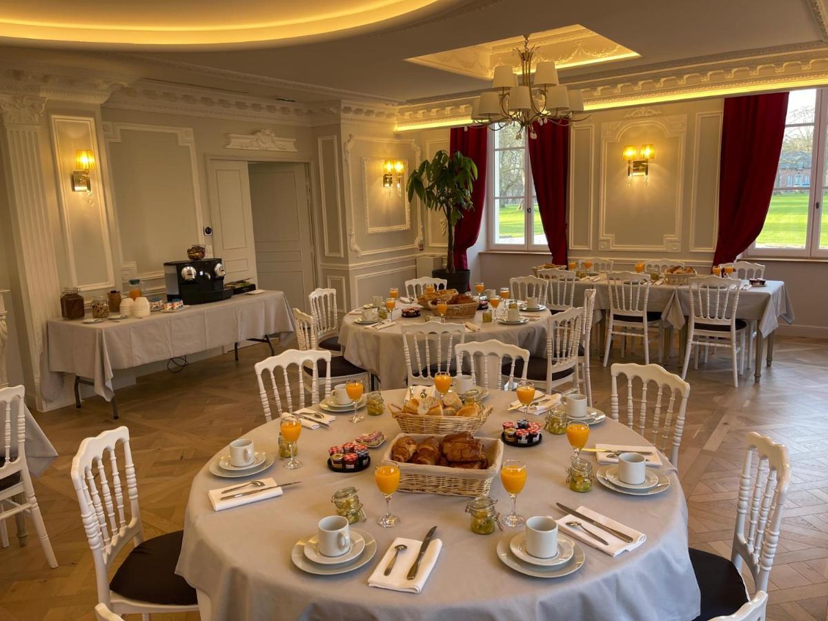 Chateau Des Hauts De Provins Hotel Champcenest Екстериор снимка